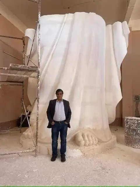 Full-scale model
